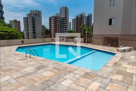 Apartamento à venda com 155m², 2 quartos e 2 vagasÁrea comum - Piscina