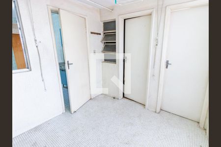 Apartamento para alugar com 120m², 3 quartos e 1 vagaÁrea de Serviço