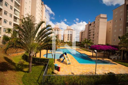 Apartamento à venda com 80m², 2 quartos e 2 vagas Apartamento à venda com 80m², 2 quartos e 2 vagasÁrea comum - Piscina