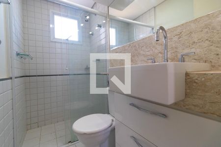 Apartamento à venda com 80m², 2 quartos e 2 vagas Apartamento à venda com 80m², 2 quartos e 2 vagasBanheiro da Suíte