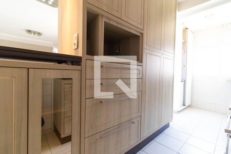 Apartamento à venda com 80m², 2 quartos e 2 vagas Apartamento à venda com 80m², 2 quartos e 2 vagasCozinha