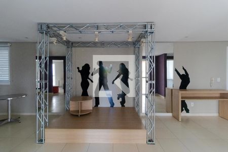 Apartamento à venda com 80m², 2 quartos e 2 vagas Apartamento à venda com 80m², 2 quartos e 2 vagasÁrea comum - Salão de festas