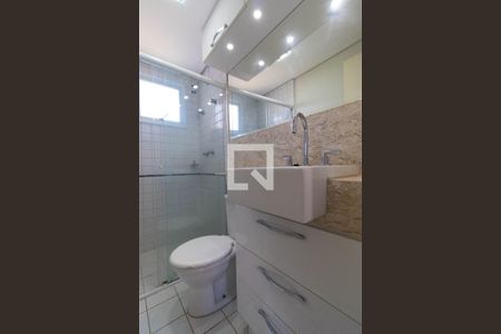 Apartamento à venda com 80m², 2 quartos e 2 vagas Apartamento à venda com 80m², 2 quartos e 2 vagasBanheiro da Suíte