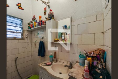 Casa à venda com 200m², 4 quartos e sem vagaBanheiro Corredor