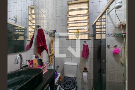 Casa à venda com 200m², 4 quartos e sem vagaBanheiro Corredor