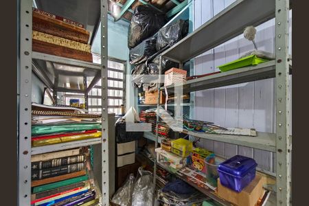 Casa à venda com 200m², 4 quartos e sem vagaSala