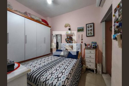 Casa à venda com 200m², 4 quartos e sem vagaSuíte