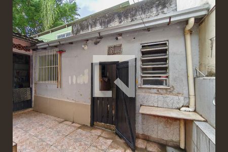 Casa à venda com 200m², 4 quartos e sem vagaQuintal