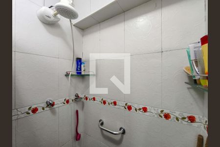 Casa à venda com 200m², 4 quartos e sem vagaBanheiro da Suíte