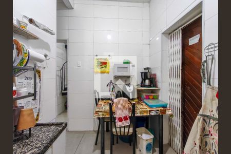 Casa à venda com 200m², 4 quartos e sem vagaCozinha