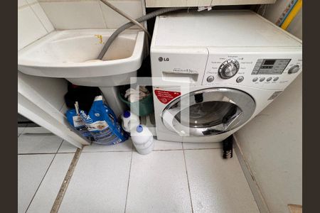 Apartamento para alugar com 50m², 2 quartos e 1 vaga Apartamento para alugar com 50m², 2 quartos e 1 vagaLavanderia
