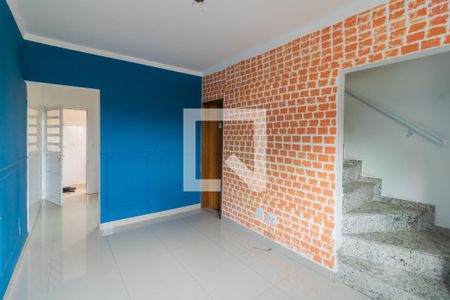 Sala de casa de condomínio à venda com 2 quartos, 48m² em Burgo Paulista, São Paulo