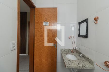 Casa de condomínio à venda com 48m², 2 quartos e 1 vagaBanheiro da Suíte 2