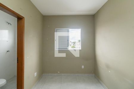 Casa de condomínio à venda com 48m², 2 quartos e 1 vaga Suíte 2