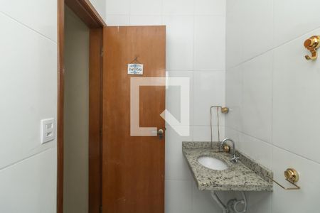 Casa de condomínio à venda com 48m², 2 quartos e 1 vagaBanheiro da Suíte 1