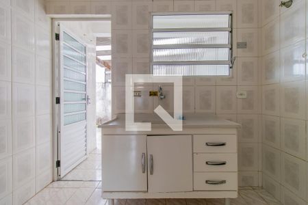 Casa de condomínio para alugar com 83m², 2 quartos e 2 vagasCozinha - Armários