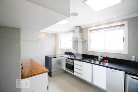 Apartamento à venda com 168m², 4 quartos e 3 vagasCozinha
