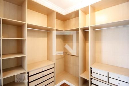 Apartamento à venda com 168m², 4 quartos e 3 vagasQuarto