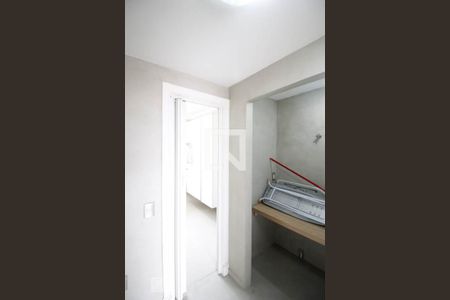 Apartamento à venda com 168m², 4 quartos e 3 vagasLavanderia