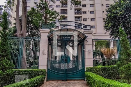 Apartamento à venda com 168m², 4 quartos e 3 vagasFachada