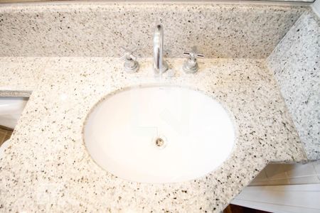 Apartamento à venda com 168m², 4 quartos e 3 vagasBanheiro