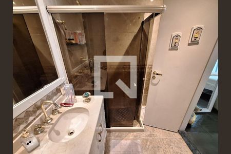 Apartamento para alugar com 75m², 2 quartos e 1 vagaBanheiro da suíte