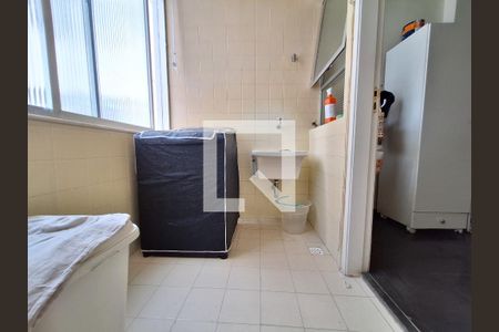 Apartamento para alugar com 75m², 2 quartos e 1 vagaÁrea de serviço