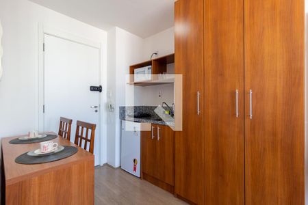 Cozinha de apartamento para alugar com 1 quarto, 20m² em Brás, São Paulo