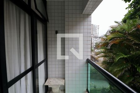 Varanda de apartamento para alugar com 3 quartos, 114m² em Jardim Las Palmas, Guarujá