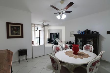 Sala de apartamento para alugar com 3 quartos, 114m² em Jardim Las Palmas, Guarujá