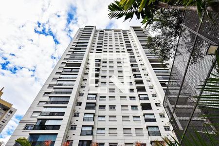 Apartamento à venda com 77m², 2 quartos e 2 vagasFachada