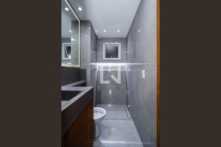 Apartamento à venda com 77m², 2 quartos e 2 vagasBanheiro