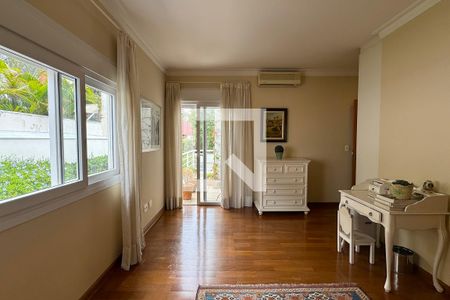 Casa de condomínio à venda com 400m², 4 quartos e 4 vagasSuíte 2