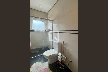 Casa de condomínio à venda com 400m², 4 quartos e 4 vagasBanheiro da Suíte 3