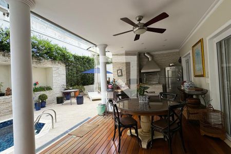 Casa de condomínio à venda com 400m², 4 quartos e 4 vagasChurrasqueira