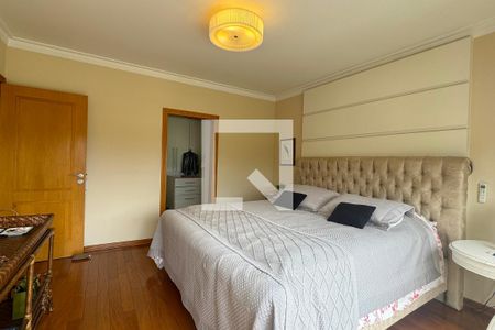 Casa de condomínio à venda com 400m², 4 quartos e 4 vagasSuíte 1