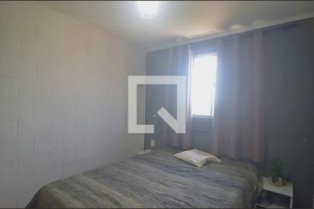 Quarto de apartamento para alugar com 2 quartos, 45m² em Olaria, Canoas