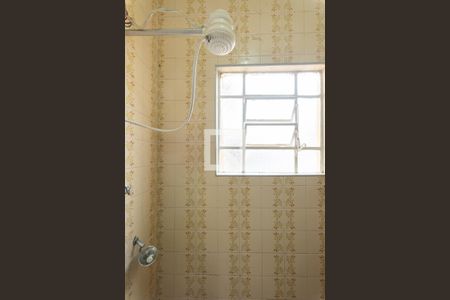 Casa à venda com 200m², 4 quartos e 2 vagas Casa à venda com 200m², 4 quartos e 2 vagasBanheiro