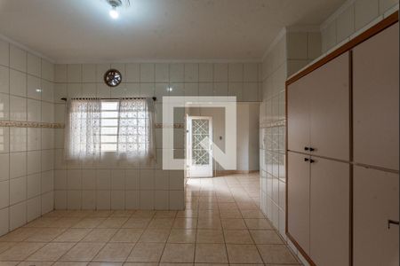 Casa à venda com 200m², 4 quartos e 2 vagas Casa à venda com 200m², 4 quartos e 2 vagasCozinha