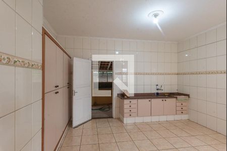 Casa à venda com 200m², 4 quartos e 2 vagas Casa à venda com 200m², 4 quartos e 2 vagasCozinha