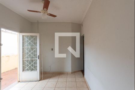 Casa à venda com 200m², 4 quartos e 2 vagas Casa à venda com 200m², 4 quartos e 2 vagasCopa