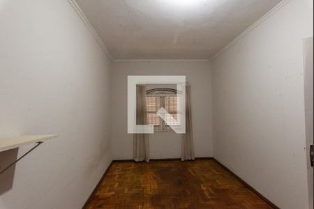 Casa à venda com 200m², 4 quartos e 2 vagas Casa à venda com 200m², 4 quartos e 2 vagasQuarto 2