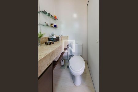 Apartamento à venda com 164m², 3 quartos e 3 vagasBanheiro suíte