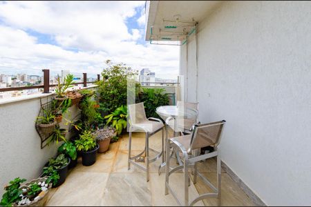 Apartamento à venda com 164m², 3 quartos e 3 vagasCobertura