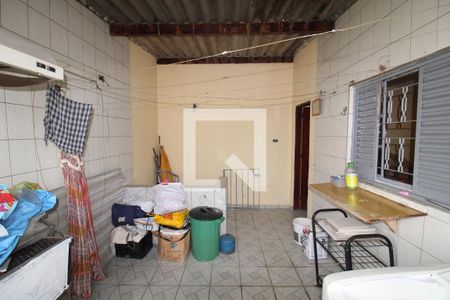Casa à venda com 448m², 5 quartos e sem vagaCasa 1 - Área de Serviço