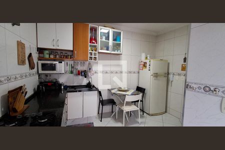 Apartamento à venda com 95m², 3 quartos e 2 vagas Apartamento à venda com 95m², 3 quartos e 2 vagasCozinha