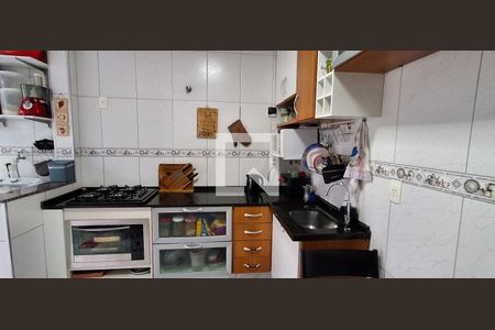 Apartamento à venda com 95m², 3 quartos e 2 vagas Apartamento à venda com 95m², 3 quartos e 2 vagasCozinha
