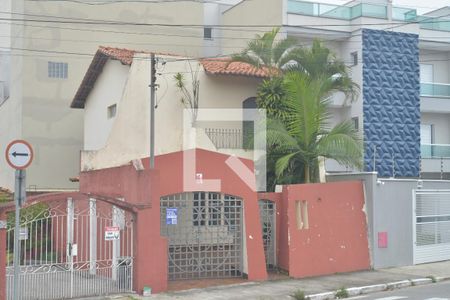Casa para alugar com 134m², 2 quartos e 1 vagaFachada