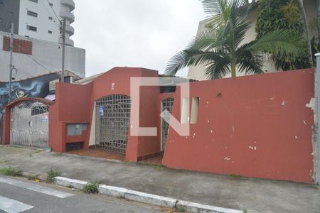 Casa para alugar com 134m², 2 quartos e 1 vagaFachada