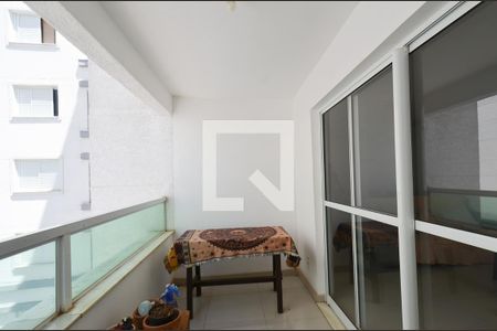 Apartamento para alugar com 90m², 3 quartos e 2 vagasVaranda